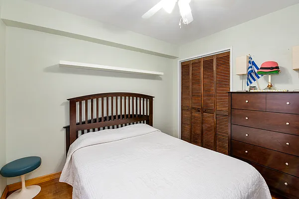 Sold by Compass | media 16