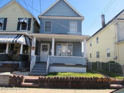 33 S Regent St, Hanover Township, PA, 18706