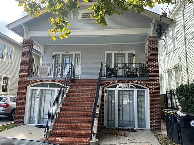 1st image of 930 Jackson Ave #3