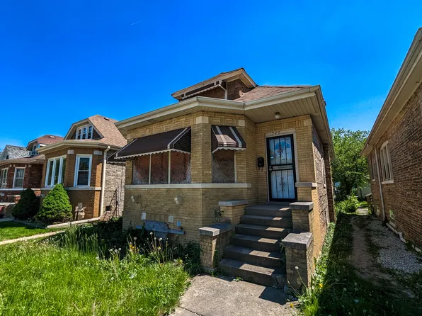 749 E 104th Pl, Chicago, IL 60628