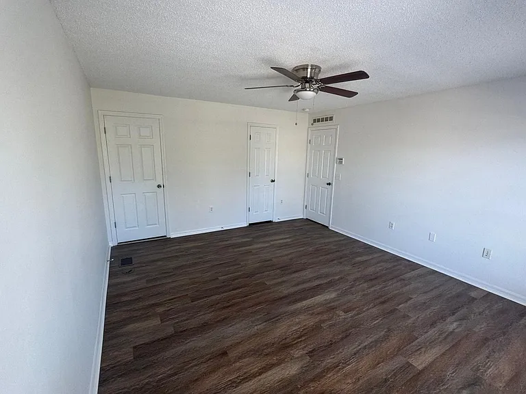 2720 Merrieweather Ln — Photo 28