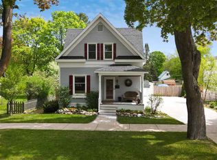 519 S East St, Boyne City, MI 49712