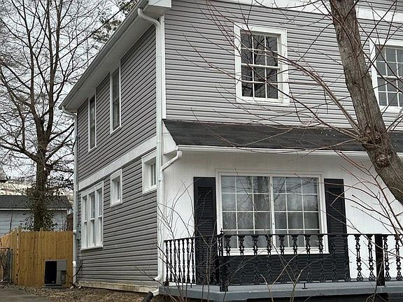 2nd image of 1227 24th St