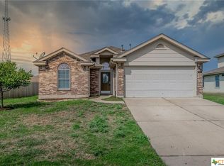119 Bayliss St, Hutto, TX 78634