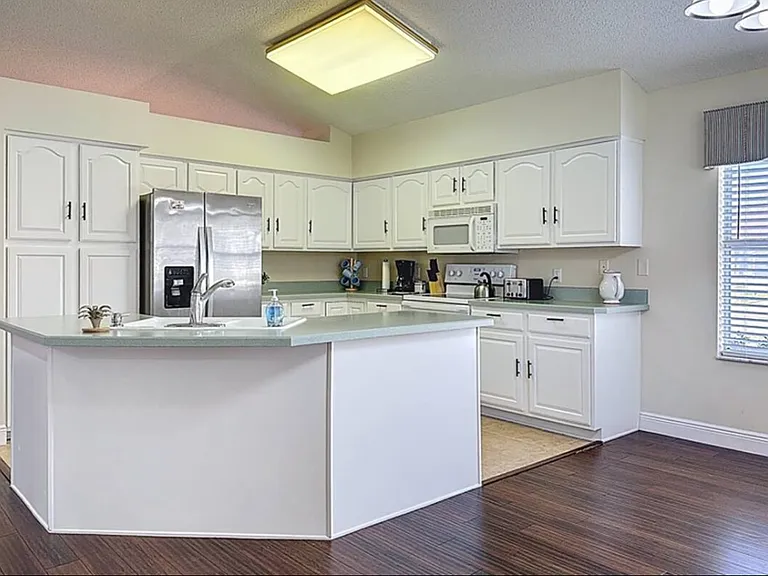 1215 San Juan Dr — Photo 16