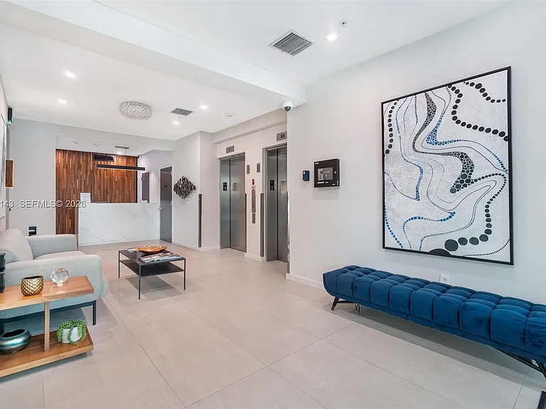226 Ocean Dr #8F — Photo 6