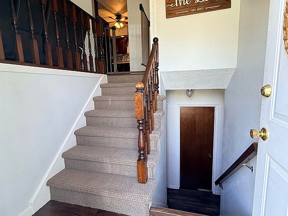 3rd image of 108 Cherokee Ln