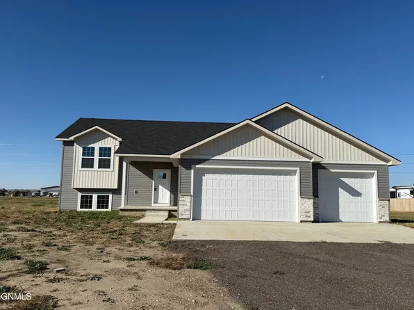 5463 Fresh Water Ln, Williston, ND 58801