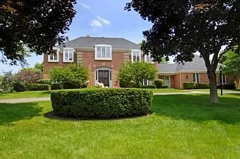 577 Saint Andrews Ln photo 1