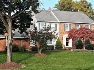 4015 Wedgewood Rd, Allentown, PA 18104