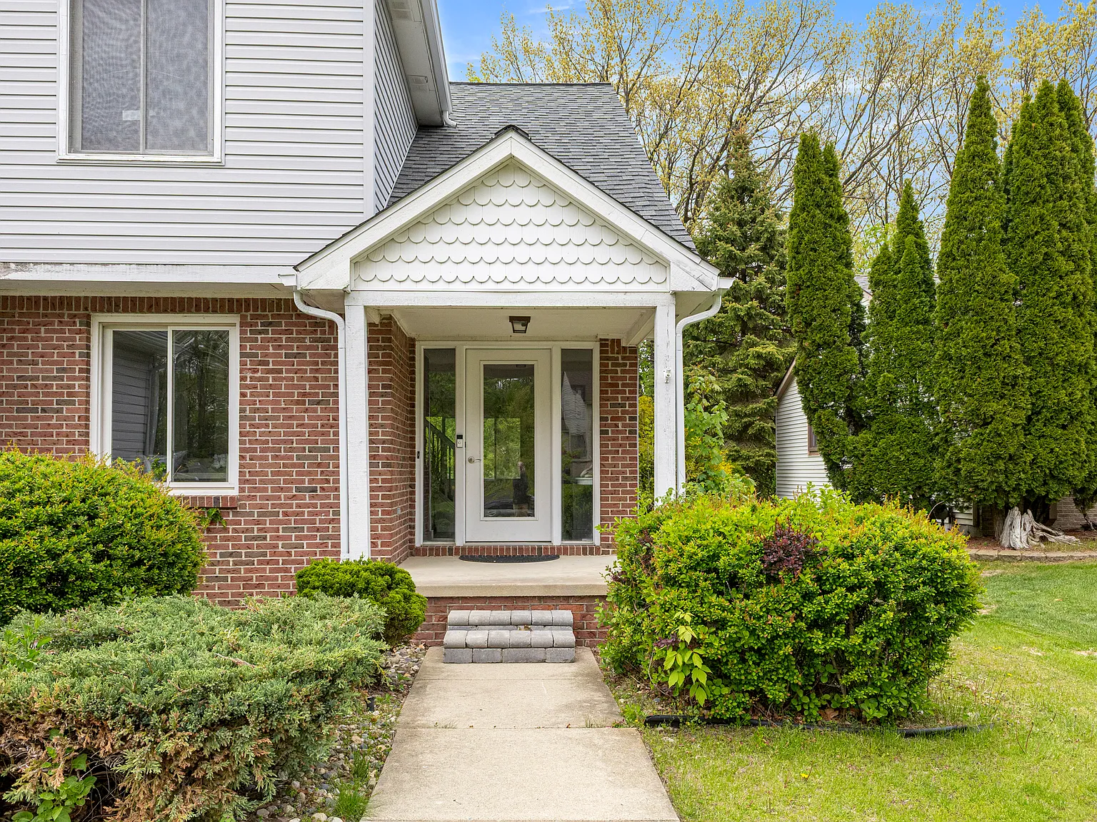 3 bed, 2.5 bath, 3185 sqft, $3,000 — Photo 4