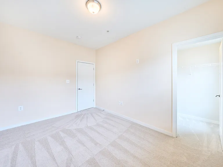256 Bluemont Branch Ter SE — Photo 79