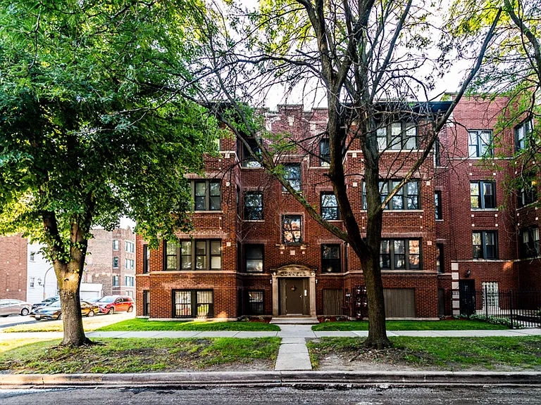 7801 S Cornell Ave 1637-39 E 78th Chicago, IL 60649 — Photo 9