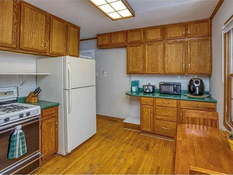 861 Diffley Rd — Photo 13
