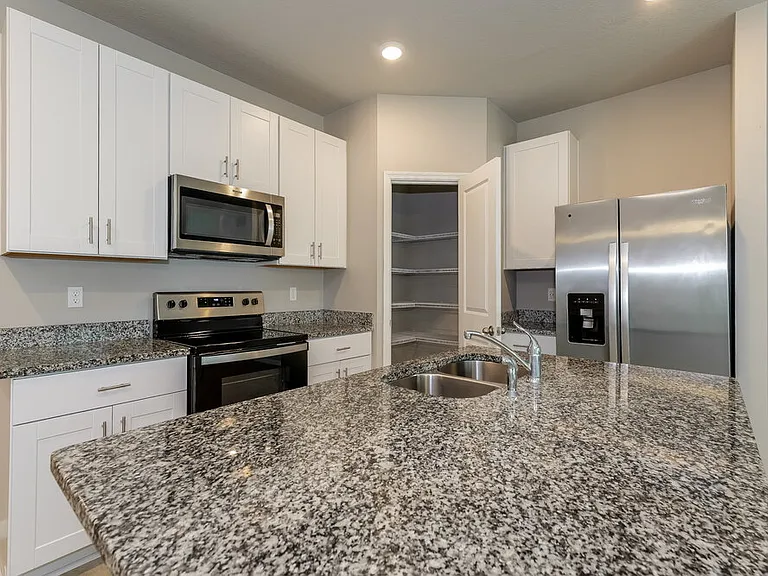 3533 Joshua Tree St — Photo 7