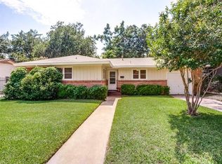 1240 Valley Vista Dr, Grapevine, TX 76051