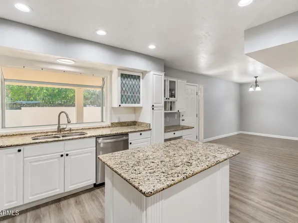 12801 N 15TH Avenue, Phoenix, AZ 85029