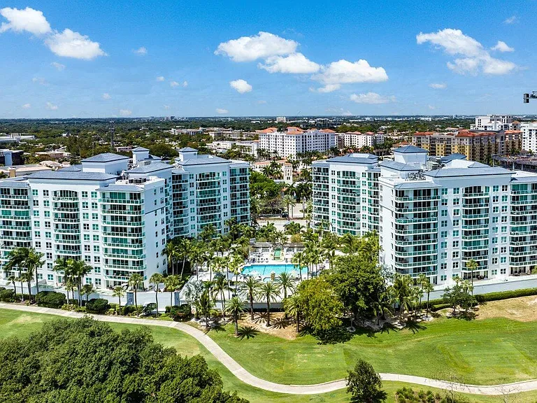 550 SE Mizner Blvd #B501 — Photo 52