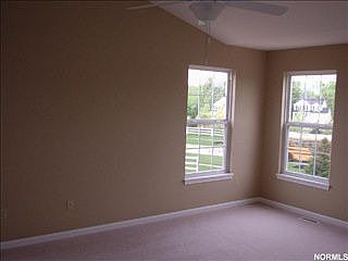 5th image of 3931 Turnberry Dr