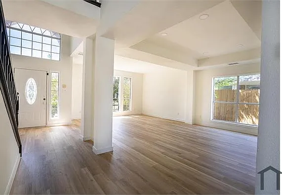 2334 Stillwater Dr — Photo 13