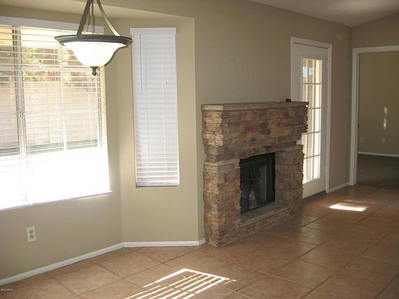 5th image of 4313 E Muirwood Dr