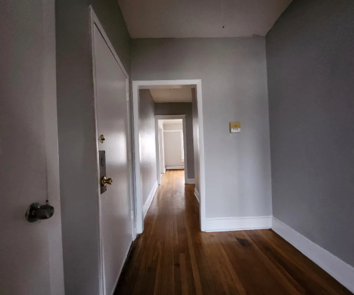 Building Photo - 5903 W Huron St #1