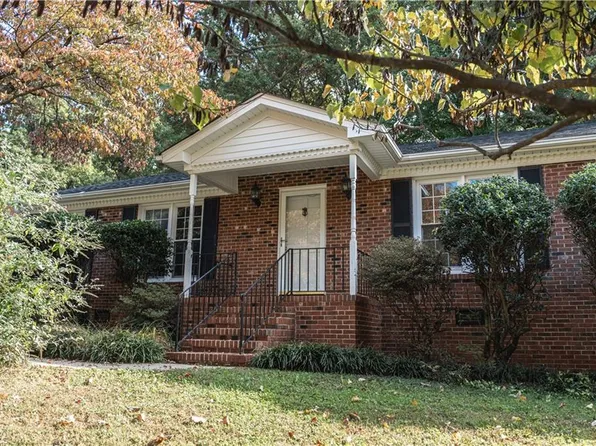 501 Shelby Dr, Greensboro, NC 27409