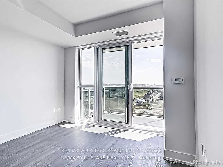 2550 Simcoe St N #214 — Photo 6