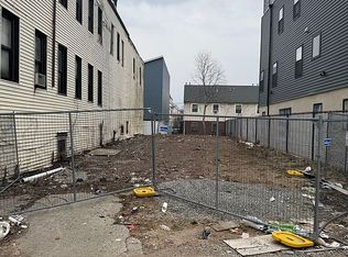 415 S 10th St, Newark, NJ 07103