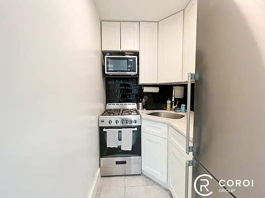 Rented by Coroi Corp | media 6