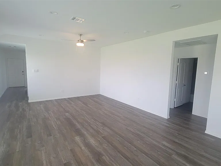 5108 Marcasca Dr — Photo 8