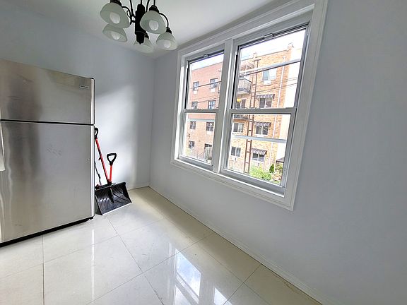 4th image of 26-23 29th St #2