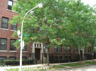901 W Agatite Ave #1726, Chicago, IL 60640