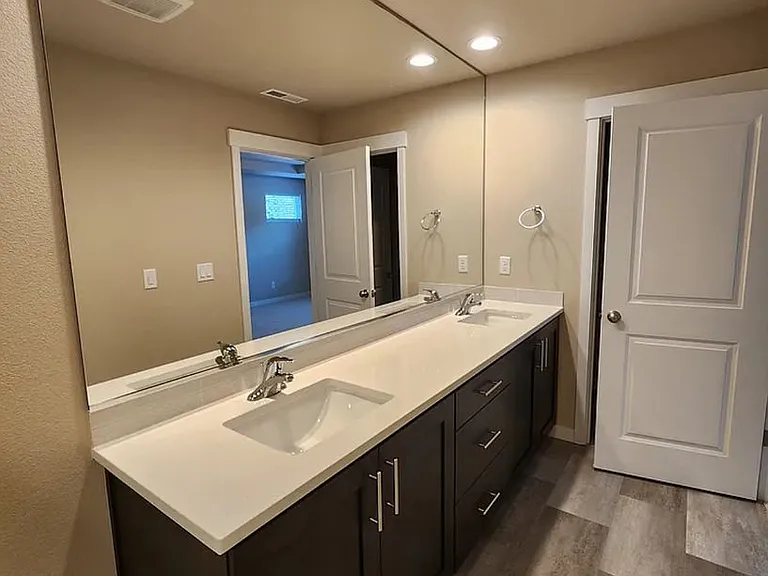 5333 NW Torchcrest Pl — Photo 23