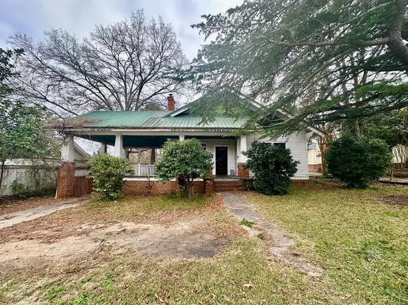 224 Creswell Ave E, Greenwood, SC 29646