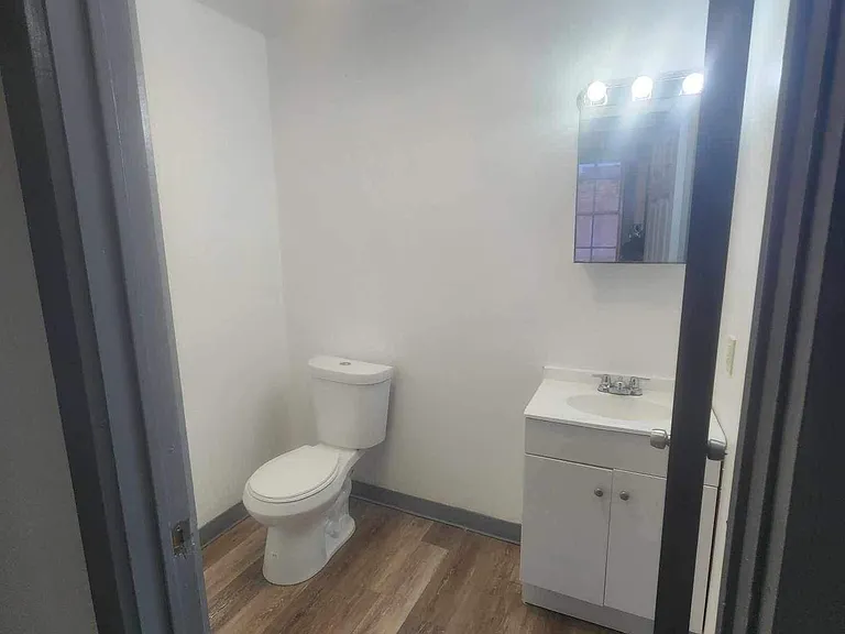 135 Central Ave #4 — Photo 28