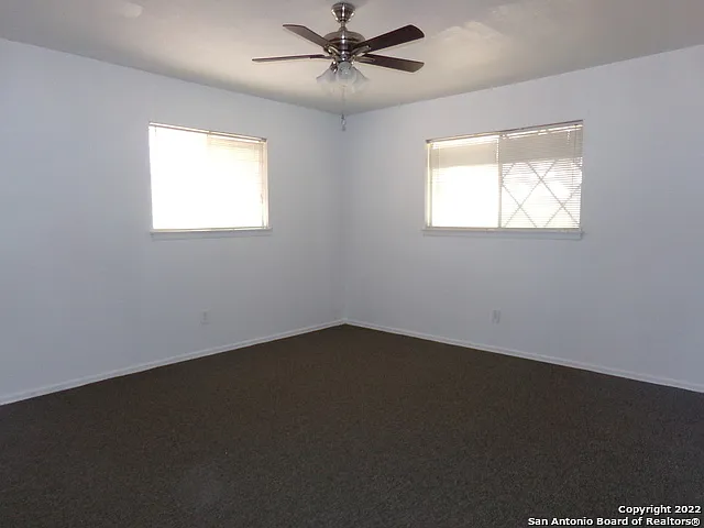 5975 Babcock Rd — Photo 27