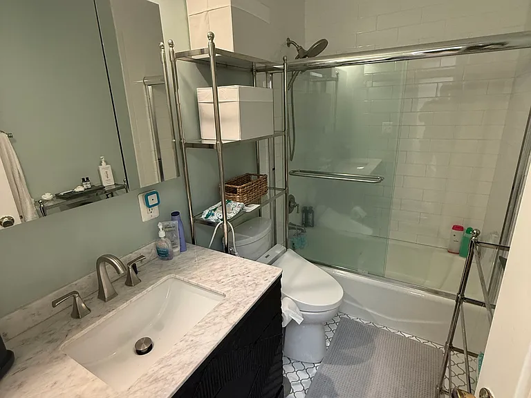 1688 Euclid St NW #B — Photo 23