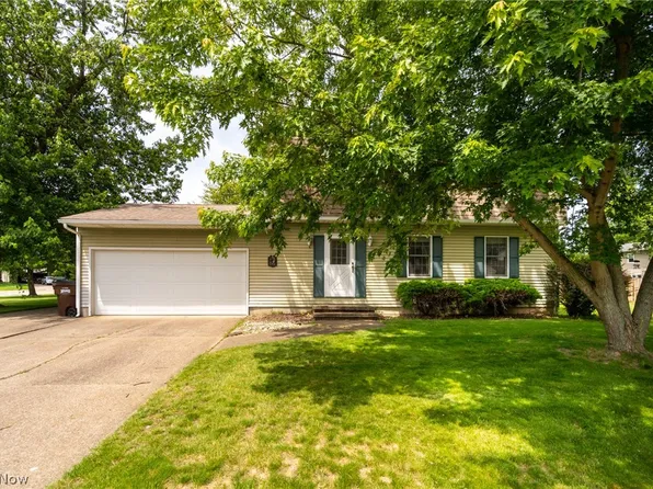 6908 Hidden Valley Dr, Amherst, OH 44001
