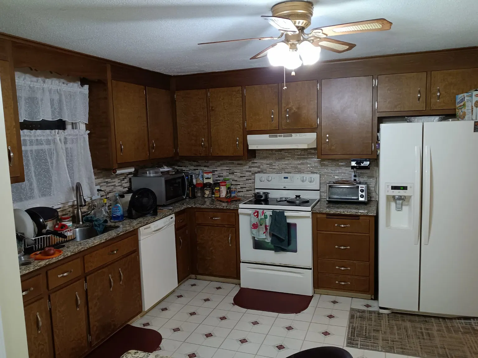 3 bed, 2.5 bath, 1314 sqft, $2,200 — Photo 4