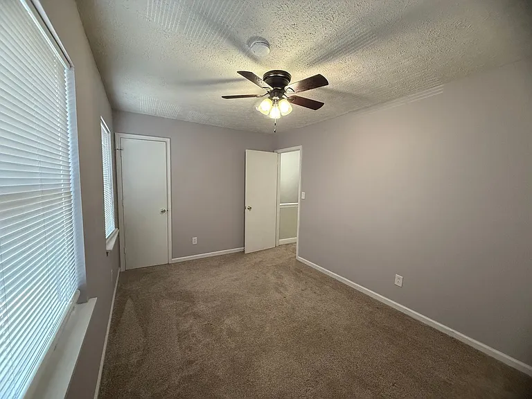 94 Countryplace Ln — Photo 19