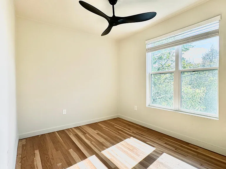 Bedroom #1