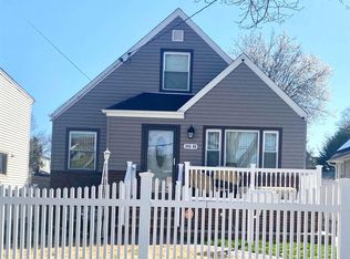 24608 135th Ave, Rosedale, NY 11422