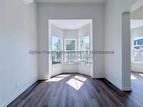 1935 SE 11th Ave APT 4, Portland, OR 97214