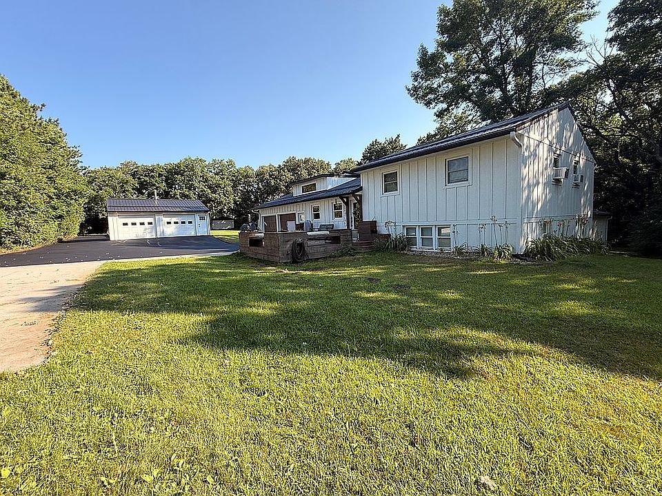 1st image of 3356 River Rd SE