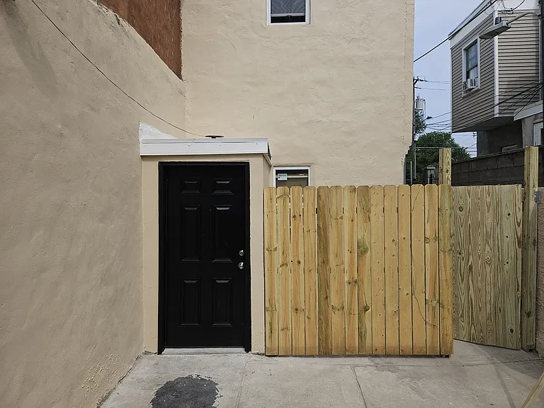3008 N 7th St #A — Photo 7