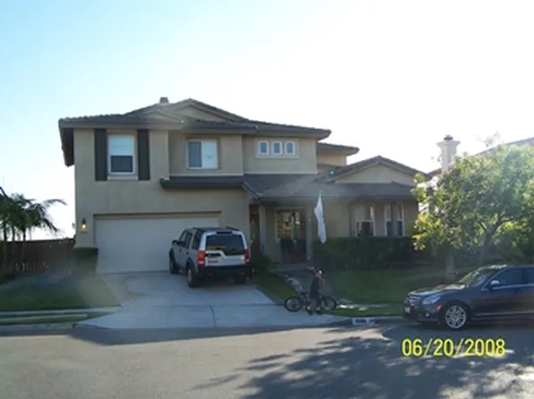 1096 Strawberry Valley Dr, Chula Vista, CA 91913