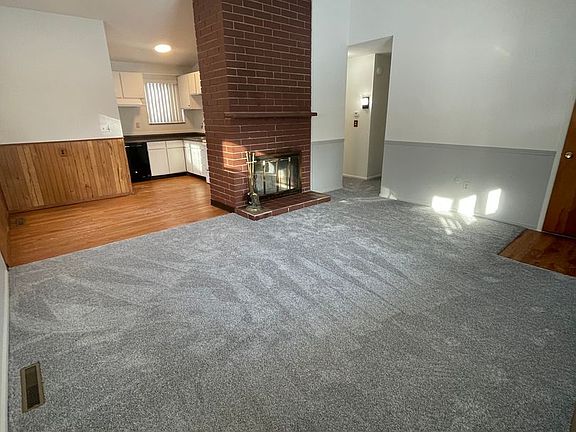 4th image of 641 N Miami Ave