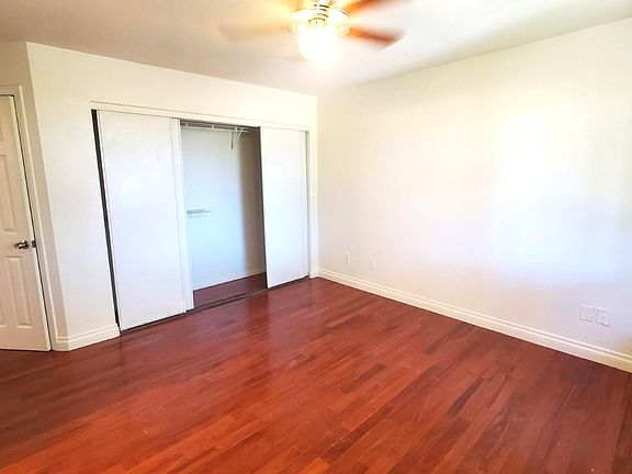 3rd image of 3541 Paseo De Francisco Unit 239