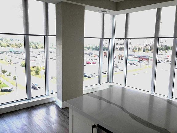 3rd image of 9608 Yonge St #602A
